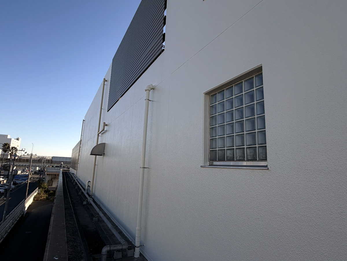 中央卸売市場食肉市場本館棟外壁等改修工事